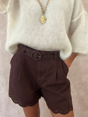 Short Léanne