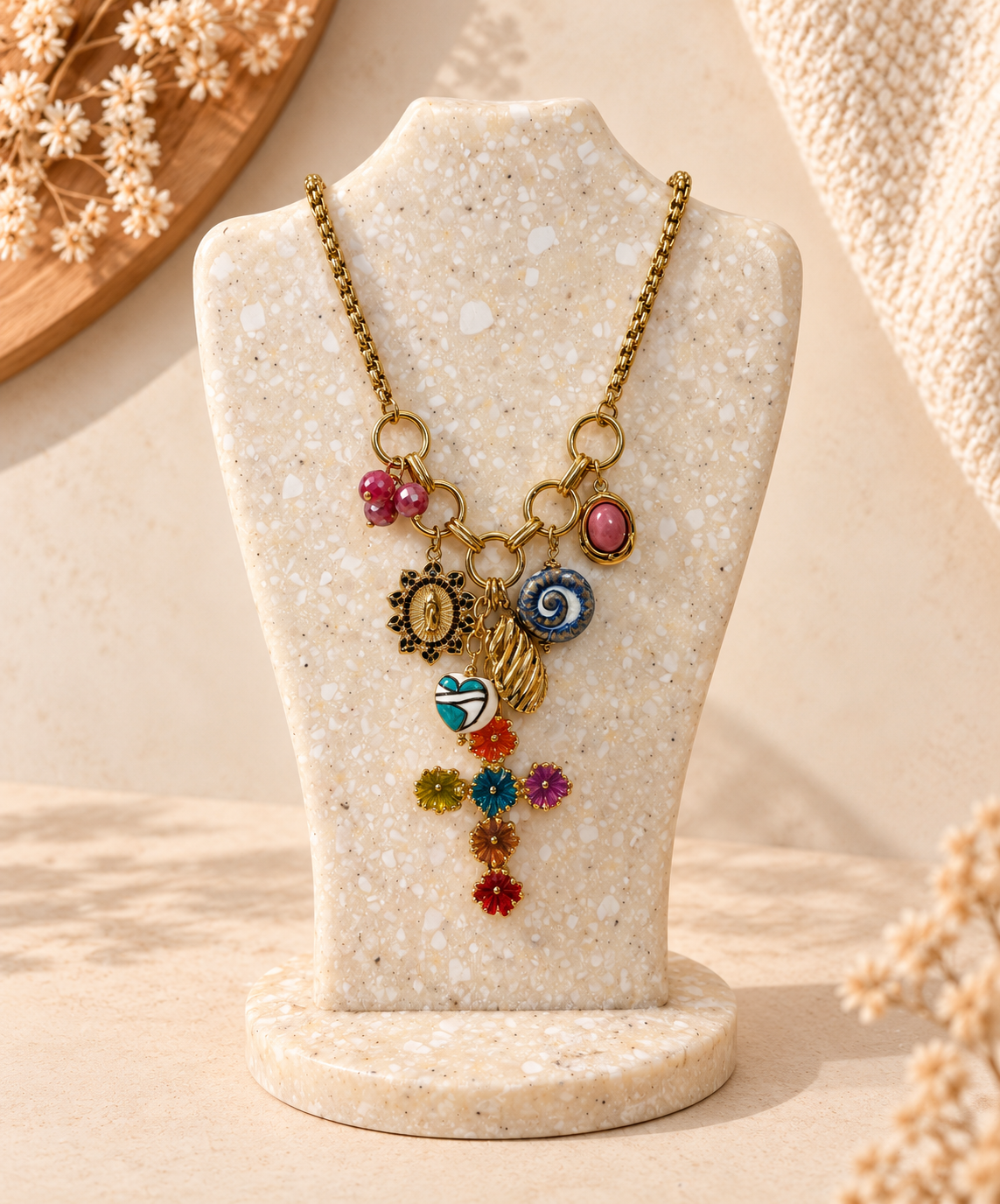 Collier Angela